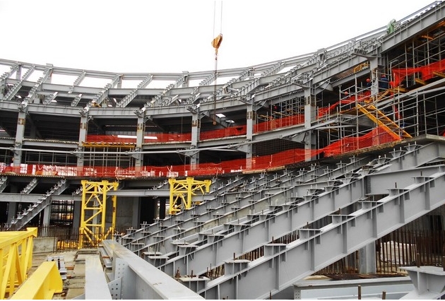 Строительство стадиона на 35 000 зрительских мест  г. Калининград